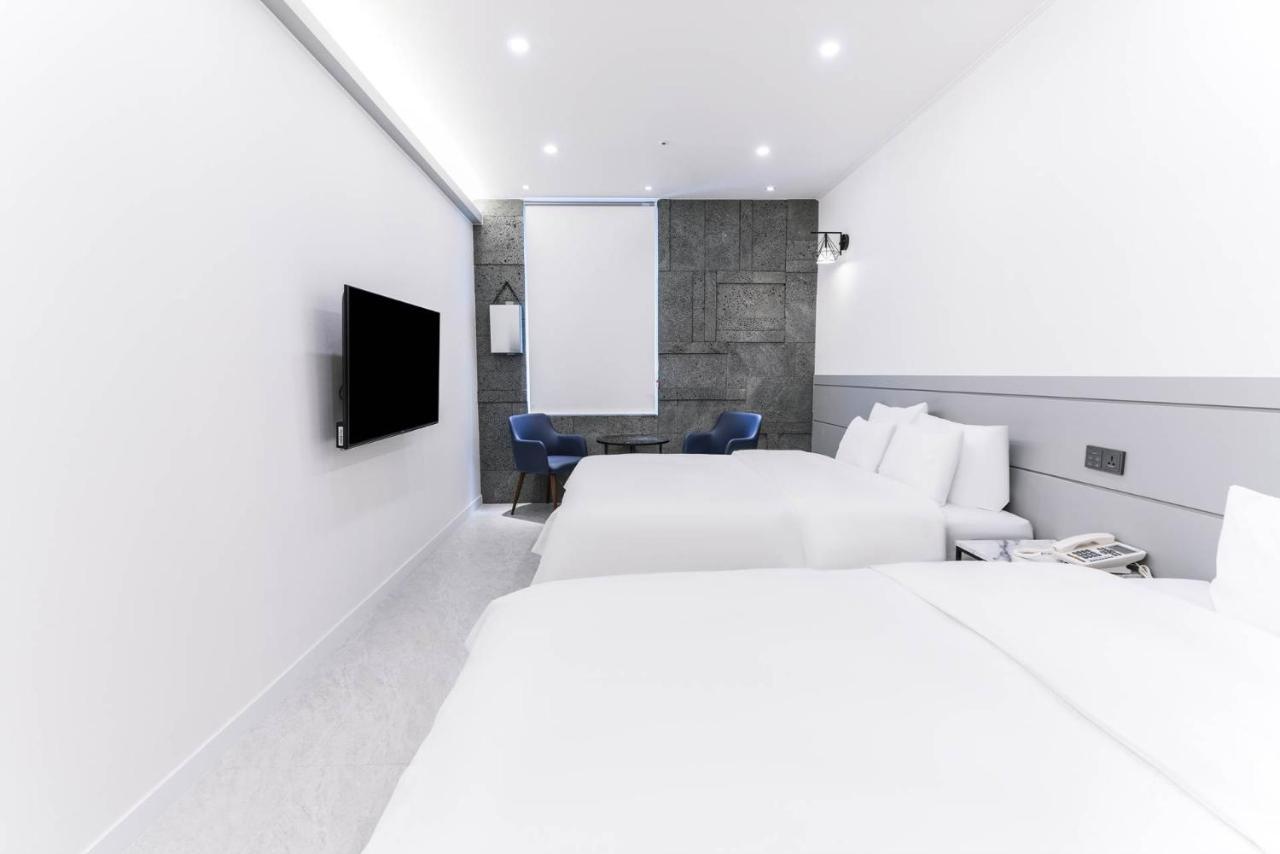 Pyeongtaek Godeok Rich Stay Hotel Exterior photo