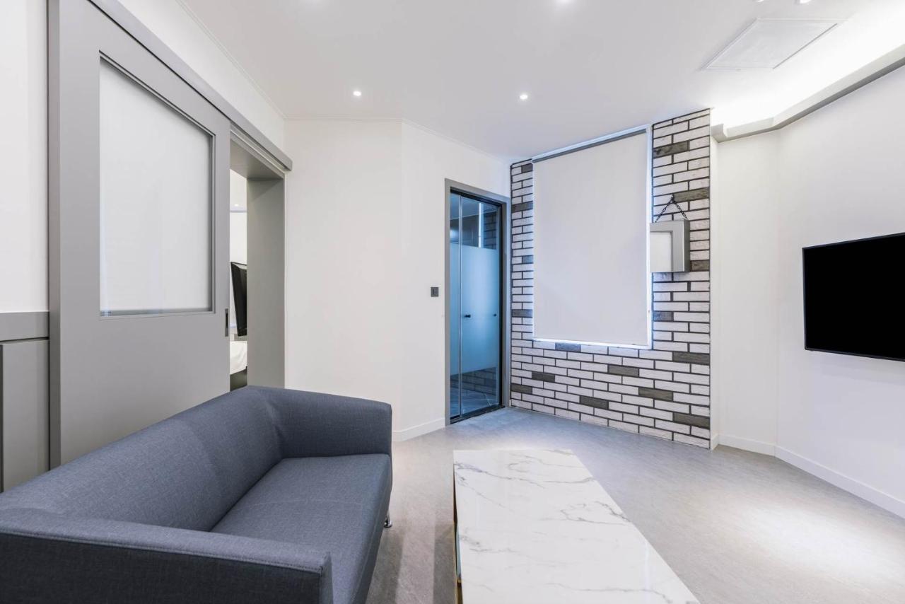 Pyeongtaek Godeok Rich Stay Hotel Exterior photo